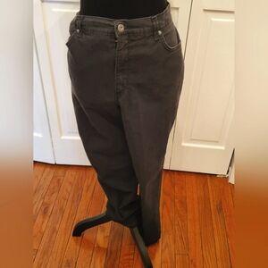 4/$19 Black Gloria Vanderbilt Amanda Jeans with Embellished Back Pockets size 14